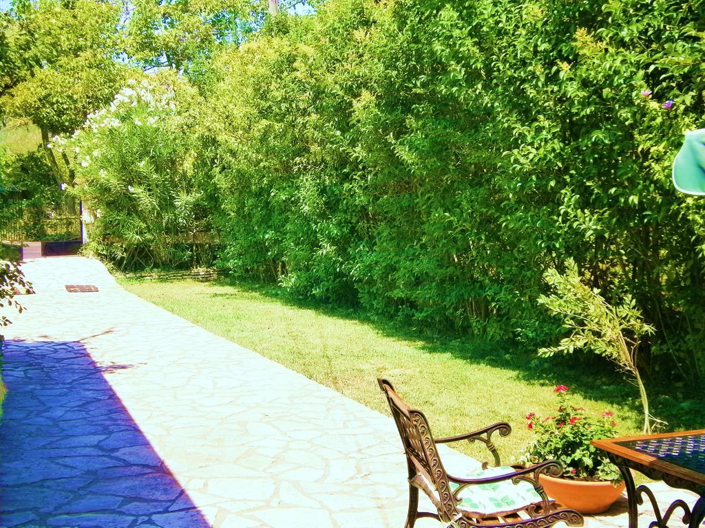 Villa Frias Asprogerakata Стая снимка