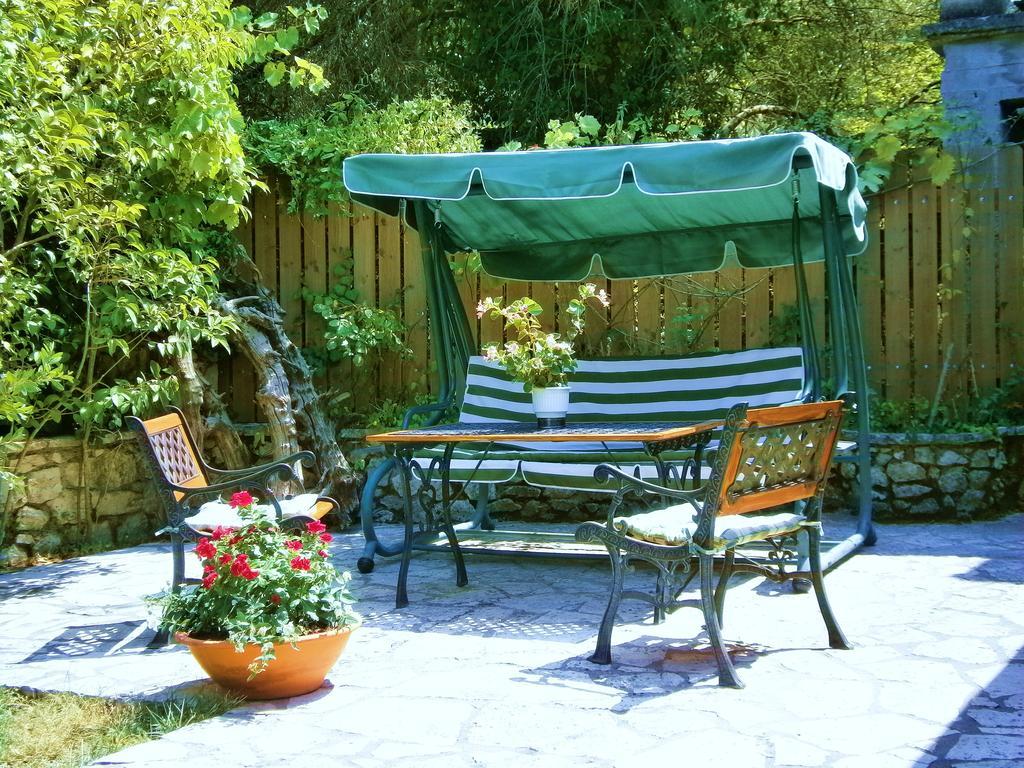 Villa Frias Asprogerakata Стая снимка