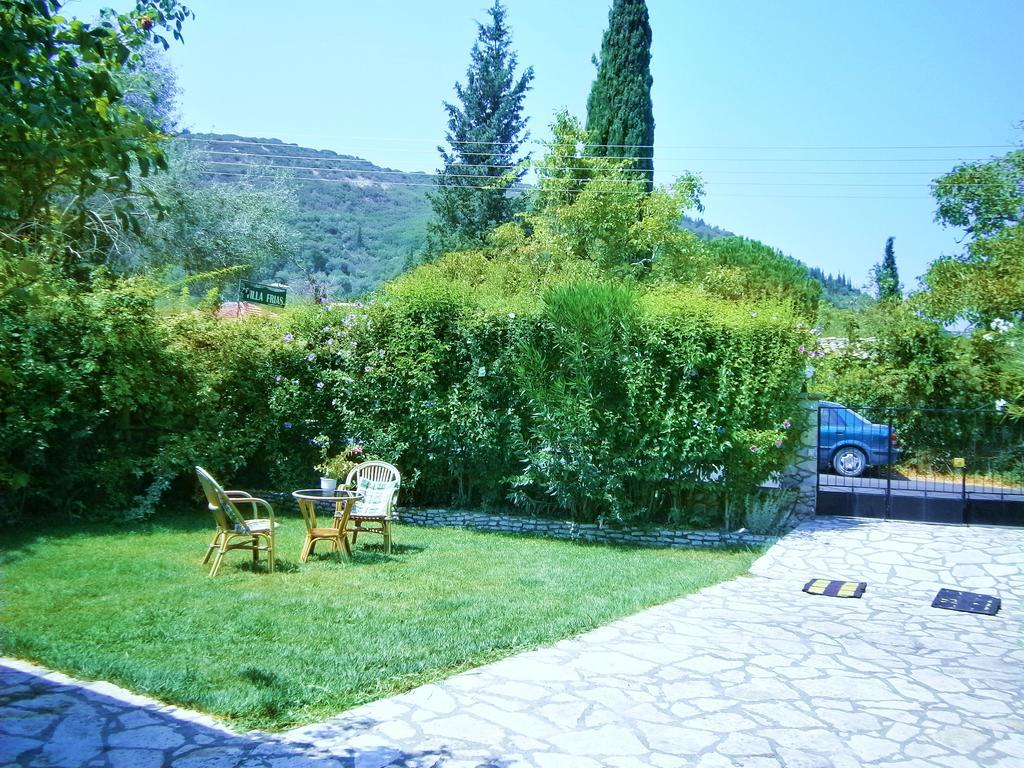 Villa Frias Asprogerakata Стая снимка