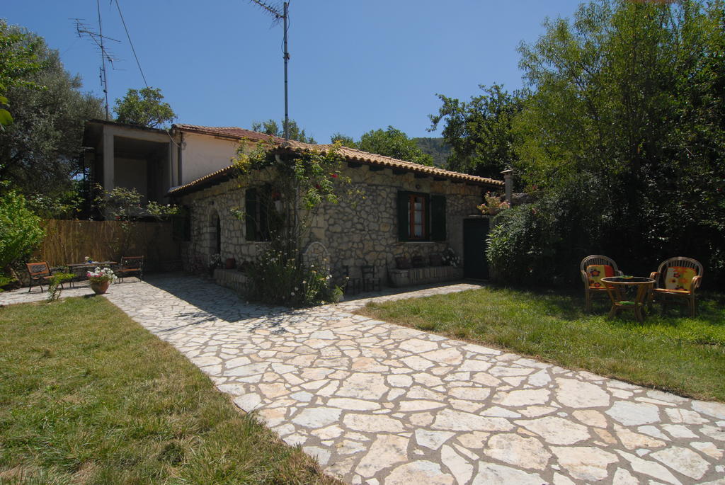 Villa Frias Asprogerakata Стая снимка