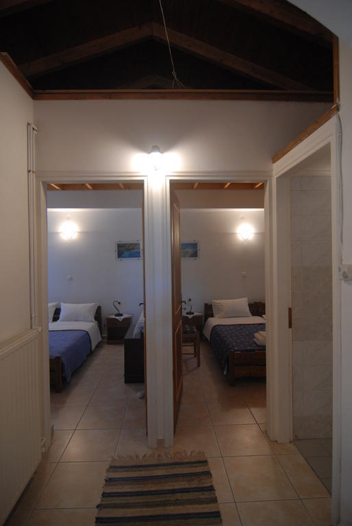 Villa Frias Asprogerakata Стая снимка